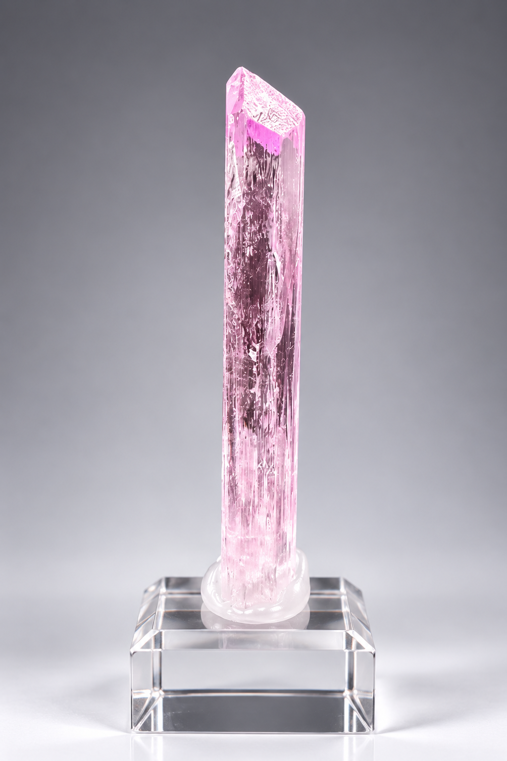 孔賽石｜Kunzite