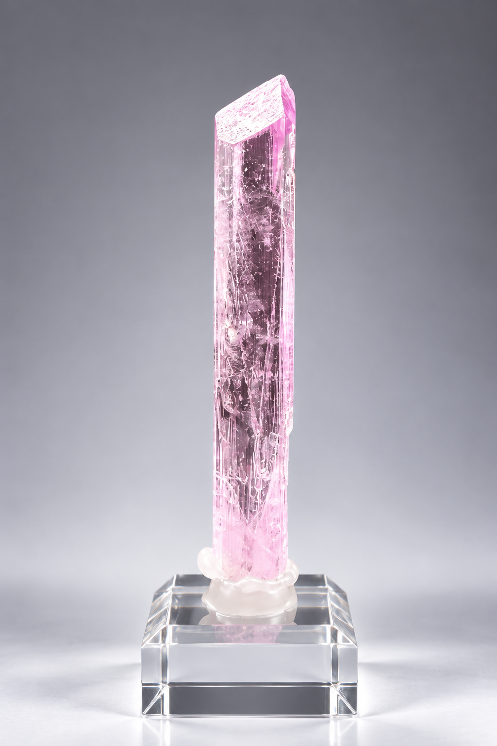 孔賽石｜Kunzite