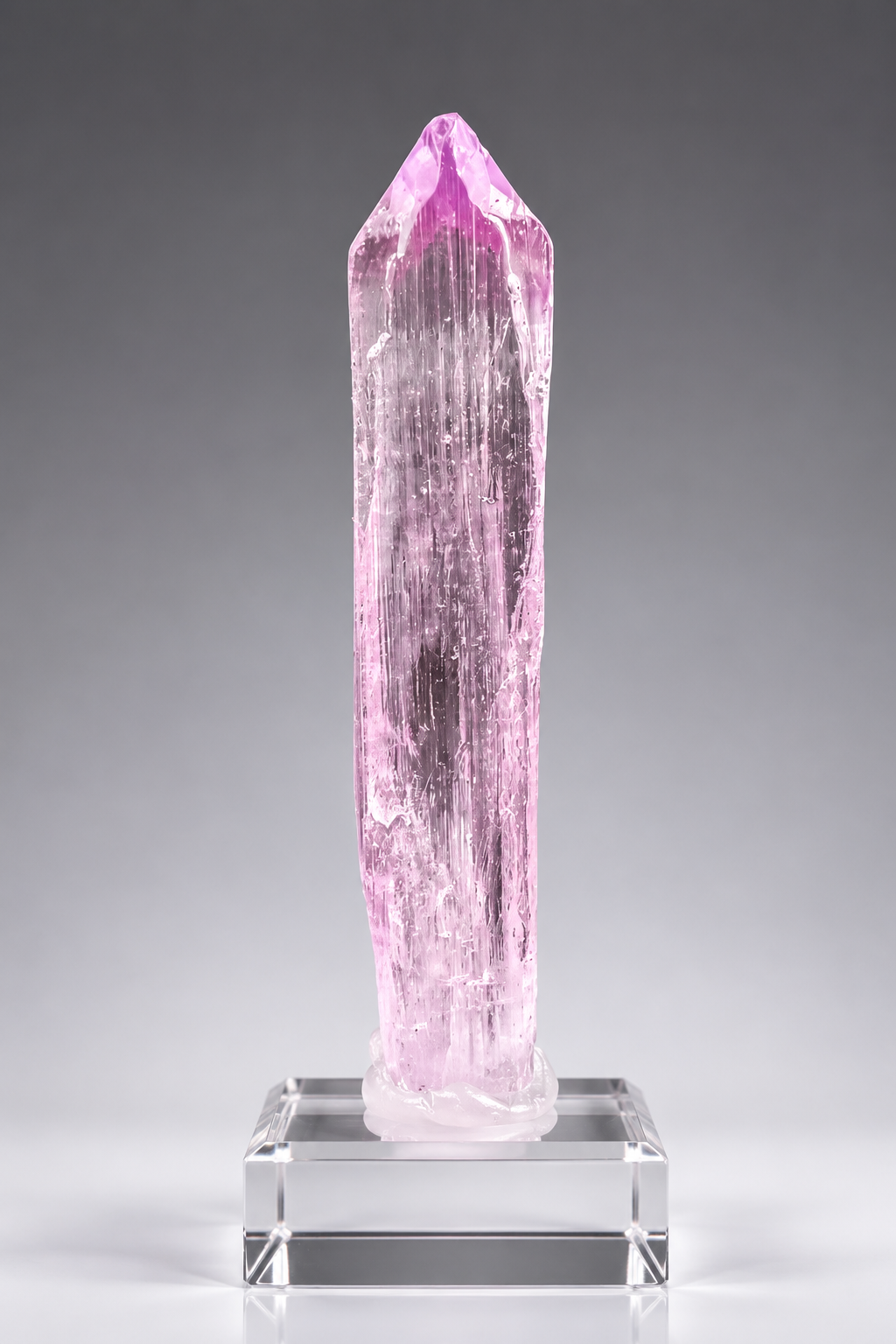 孔賽石｜Kunzite